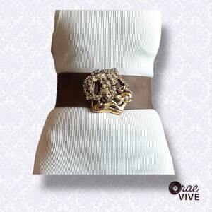 Vintage 1971 Buxton Genuine Leather "Lion and Lamb" Statement Belt